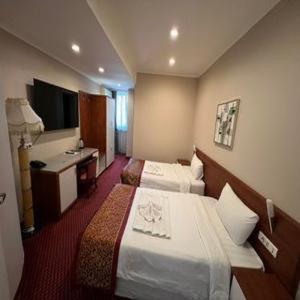 Hotel Royal พริสตีนา ภายนอก รูปภาพ